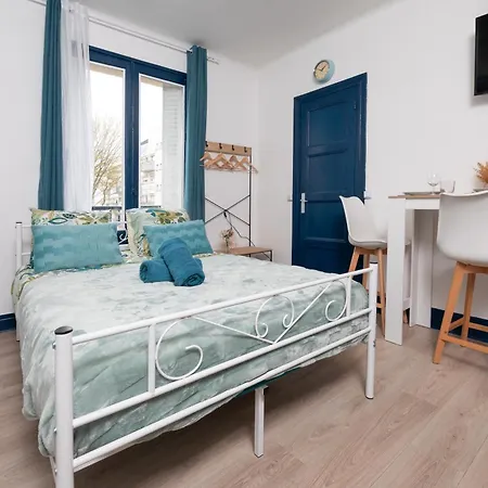Apartment Pres De La Gare Et Centre